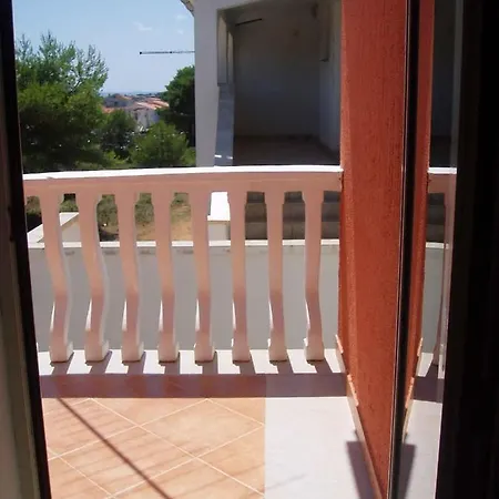 In I Appartement Vir